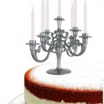 מעמד שנדליר להנחת נרות יומהולדת על עוגה